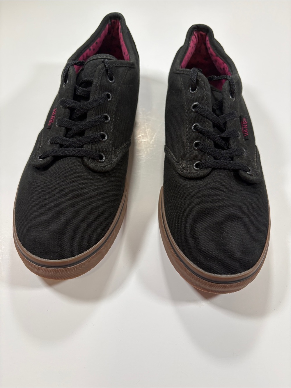 Vans Men’s Black Canvas Low-Top Sneakers with Brown Sole and Pink Lining